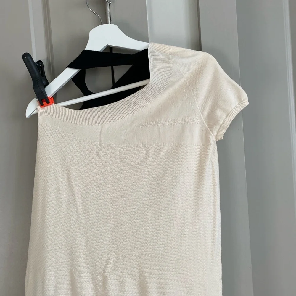 Chanel women vintage 2007 cream black knit dress size 40 $2999